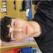 Adolescente 16 años con el B2 pero el año que viene el C1 y doy clases a quien tenga ganas de aprender😁